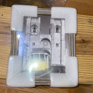 ‼️FLASH SALE‼️ BNWOT Wood 🪵 Picture Frame